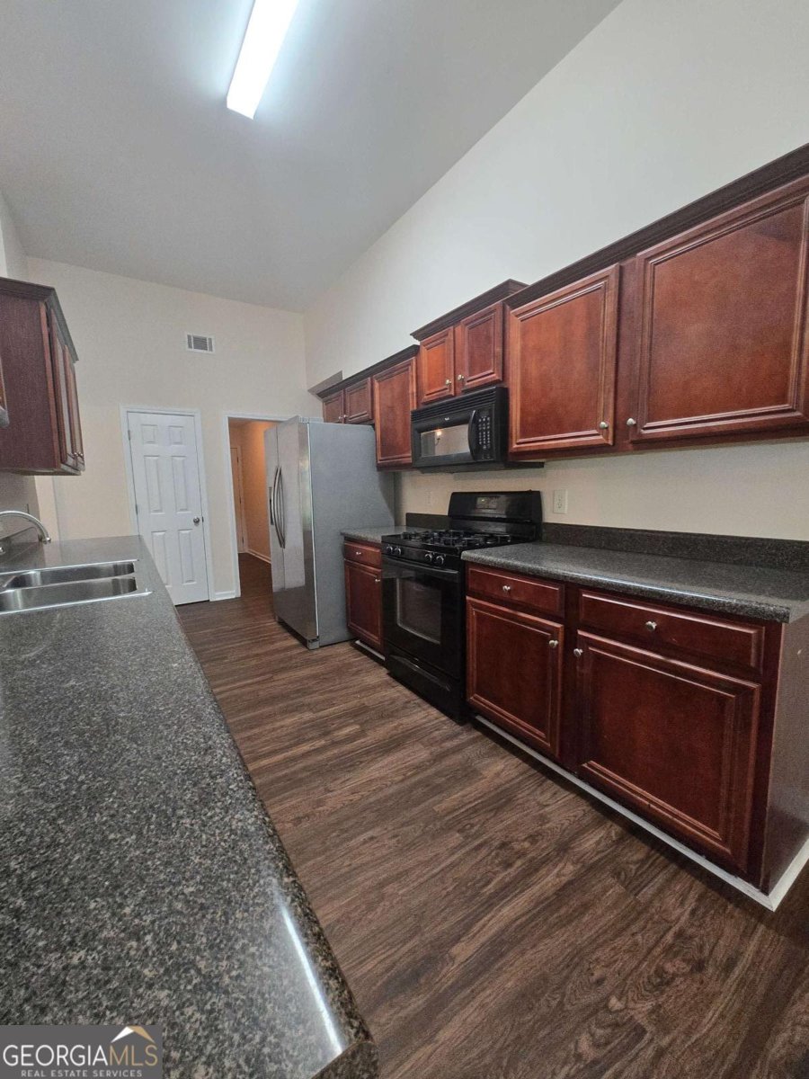 2145 Mina Lane Drive Buford - Photo 13