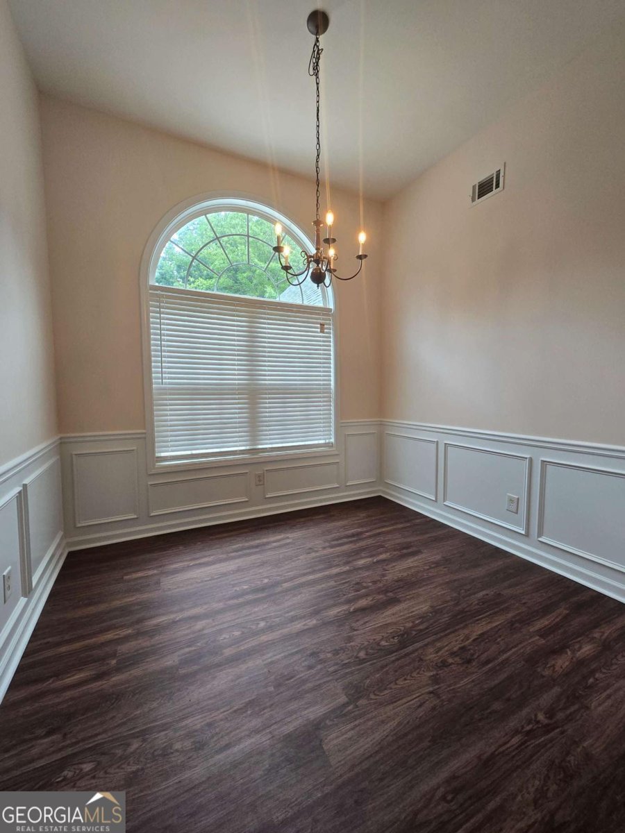 2145 Mina Lane Drive Buford - Photo 9
