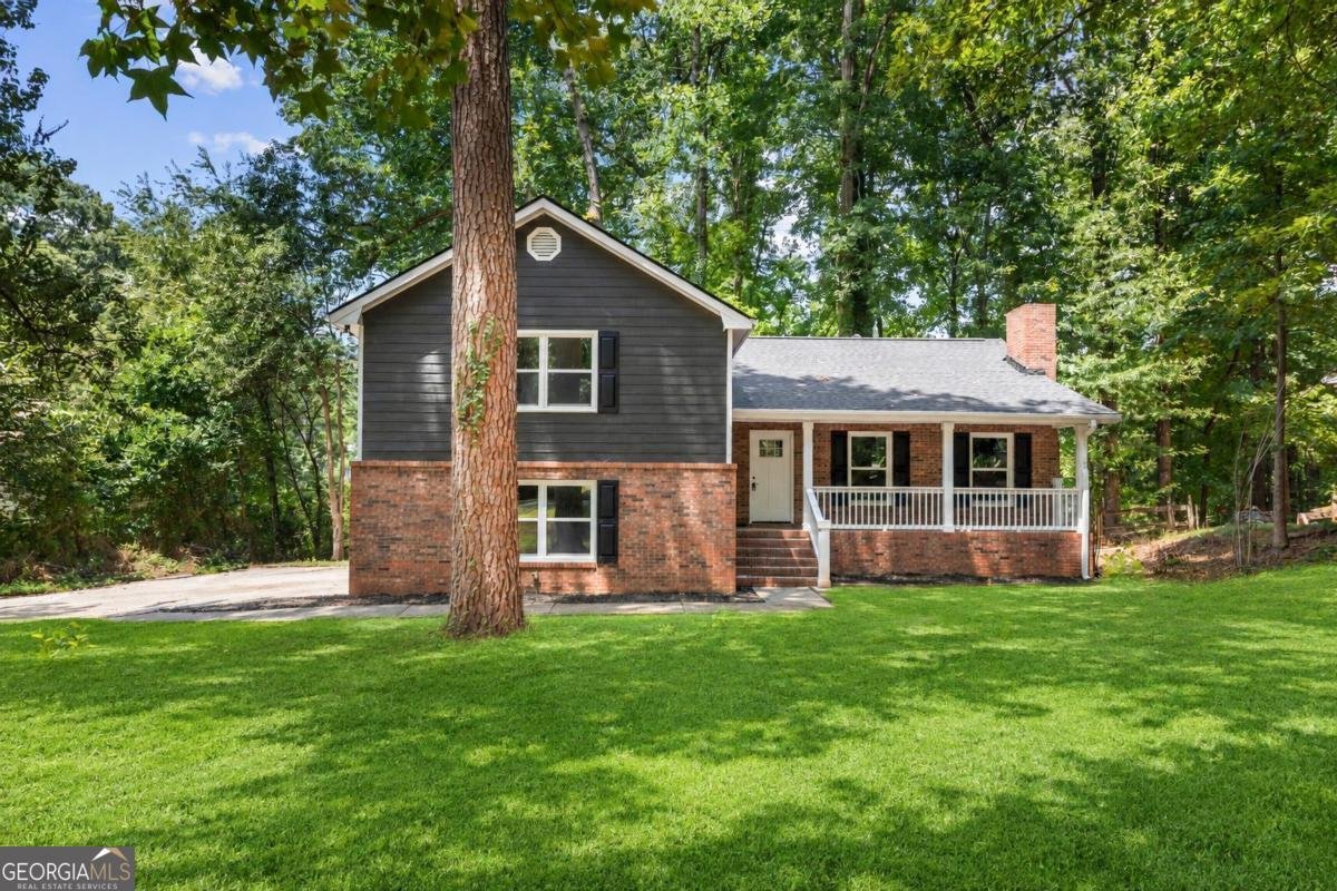 4891 Lake Forest Drive Conyers - main photo