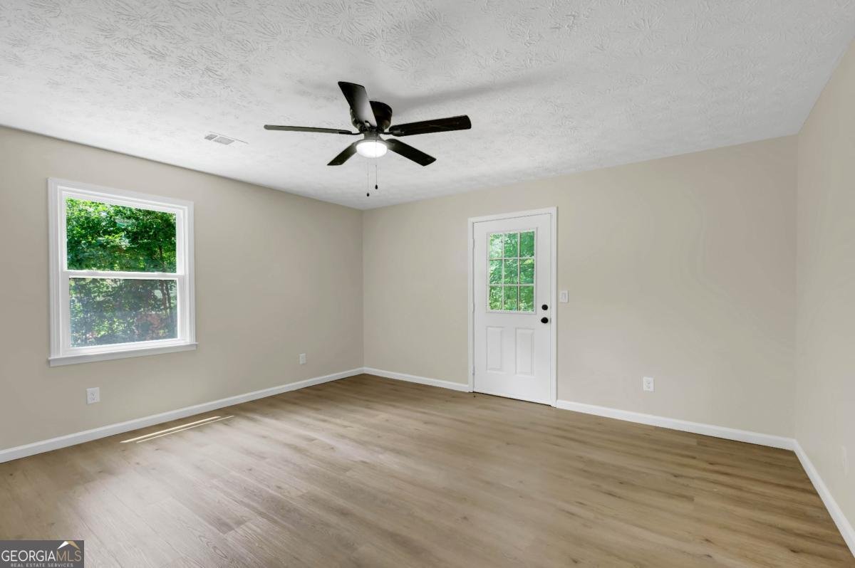4891 Lake Forest Drive Conyers - Photo 21