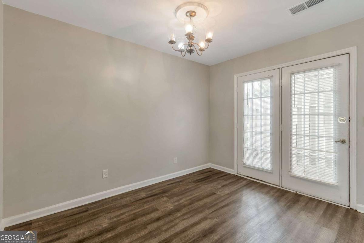 136 Old Ferry Way Roswell - Photo 6