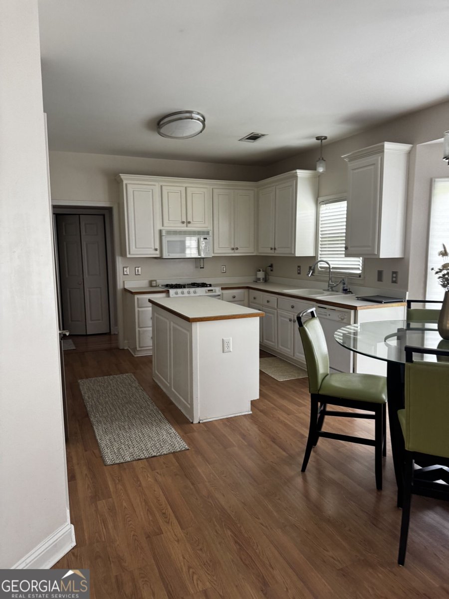 4674 Heritage Lakes Court Mableton - Photo 13