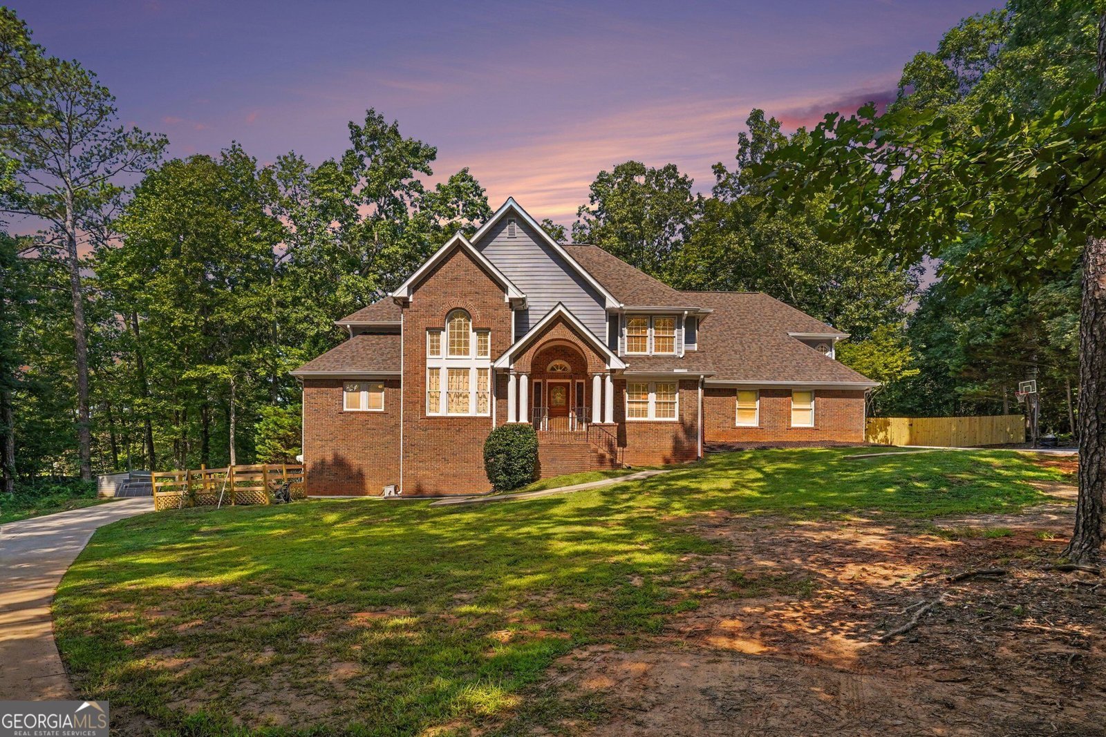 2453 Lost Valley Trail Conyers - main photo