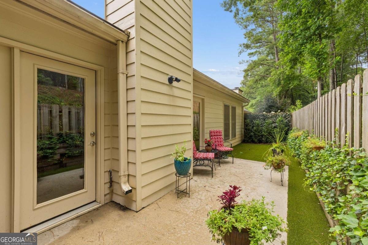 6224 Meadow Run Court Peachtree Corners - Photo 43