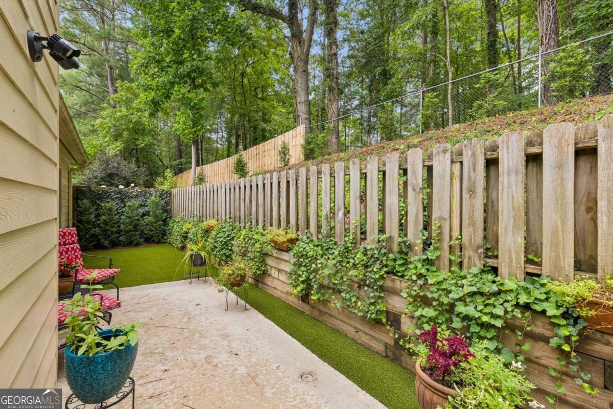 6224 Meadow Run Court Peachtree Corners - Photo 44