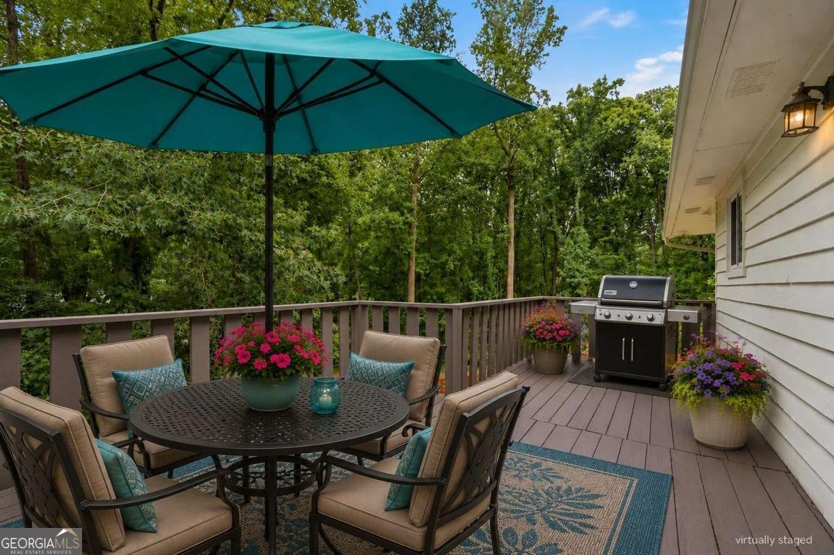 270 Parkmont Court Roswell - Photo 10