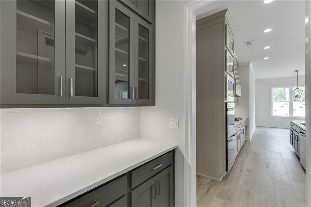 8155 Heardsville Court Cumming - Photo 12