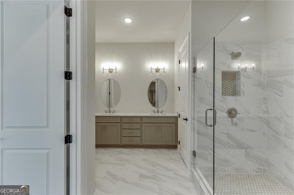 8155 Heardsville Court Cumming - Photo 35