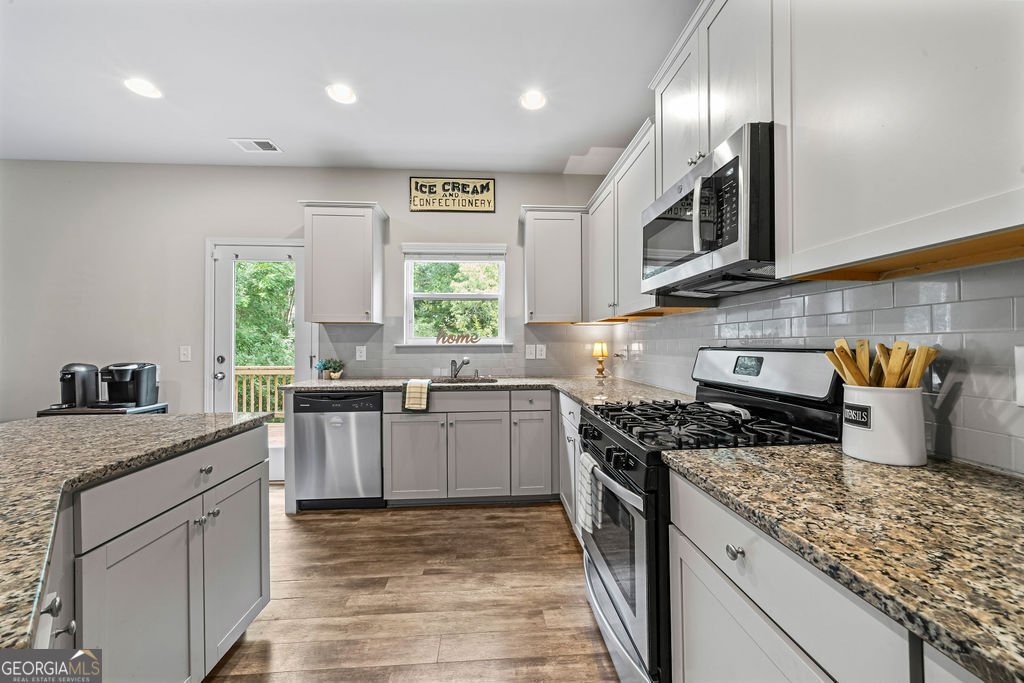147 Prominence Court Canton - Photo 6