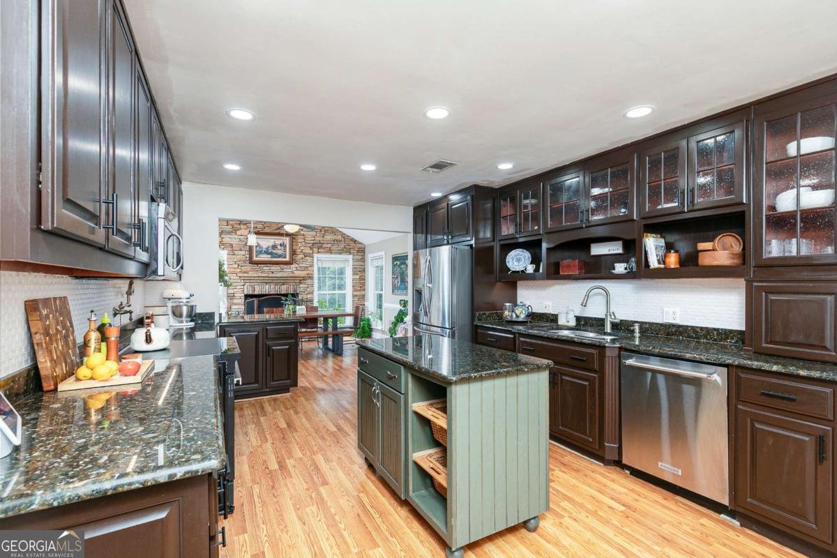 3021 Old Lost Mountain Road Powder Springs - Photo 15