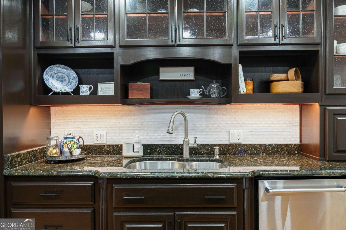 3021 Old Lost Mountain Road Powder Springs - Photo 17