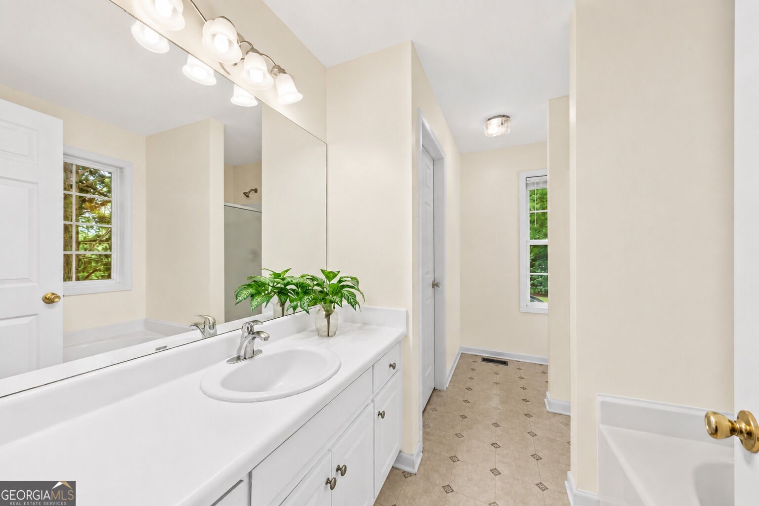 509 Greenfield Drive Statham - Photo 10