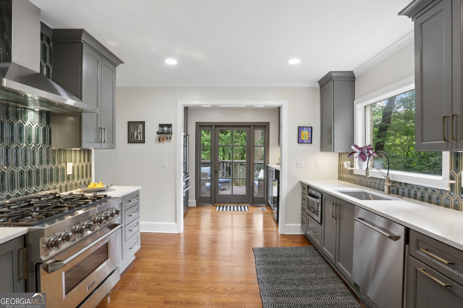 548 Wesley Road Atlanta - Photo 11
