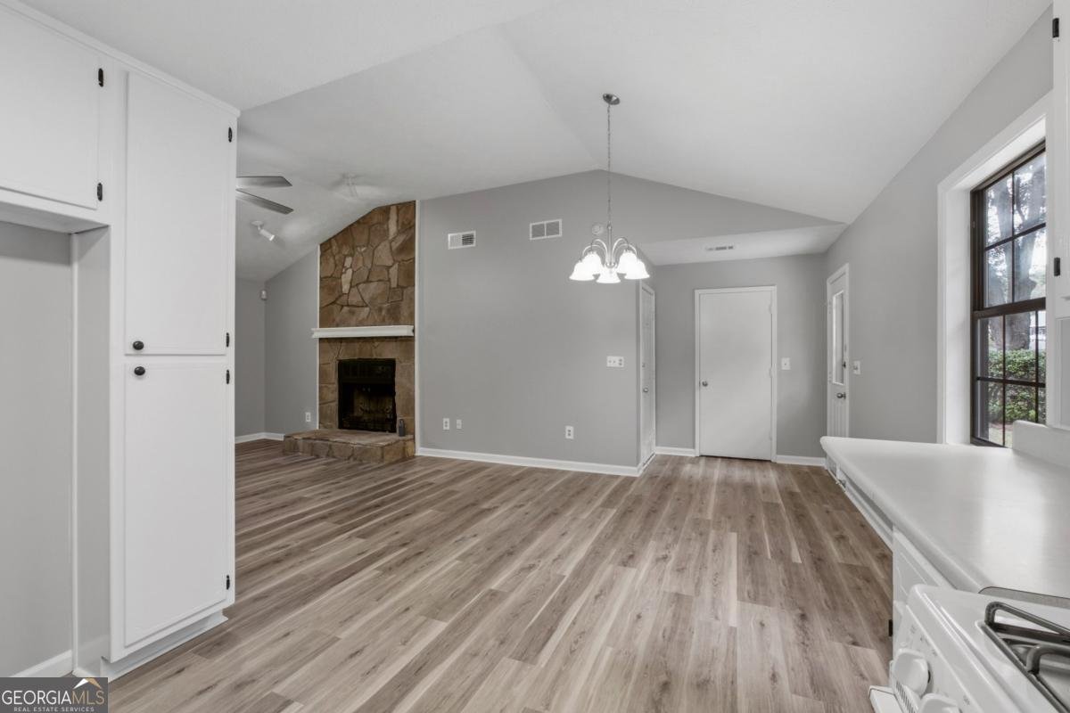 1526 Haynes Court Grayson - Photo 13