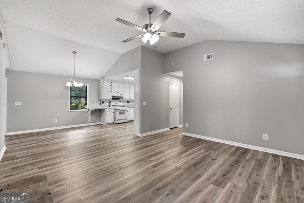 1526 Haynes Court Grayson - Photo 8