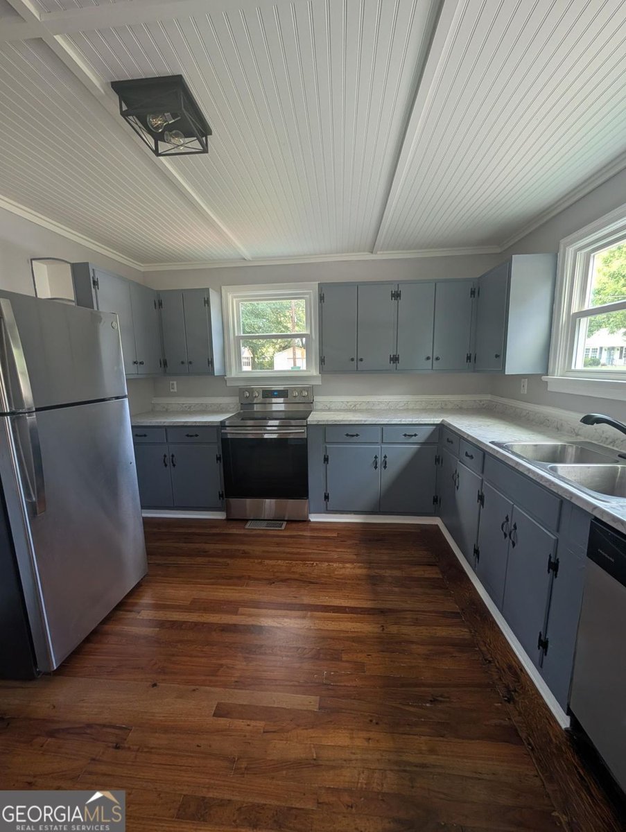 302 Pennsylvania Avenue Carrollton - Photo 6