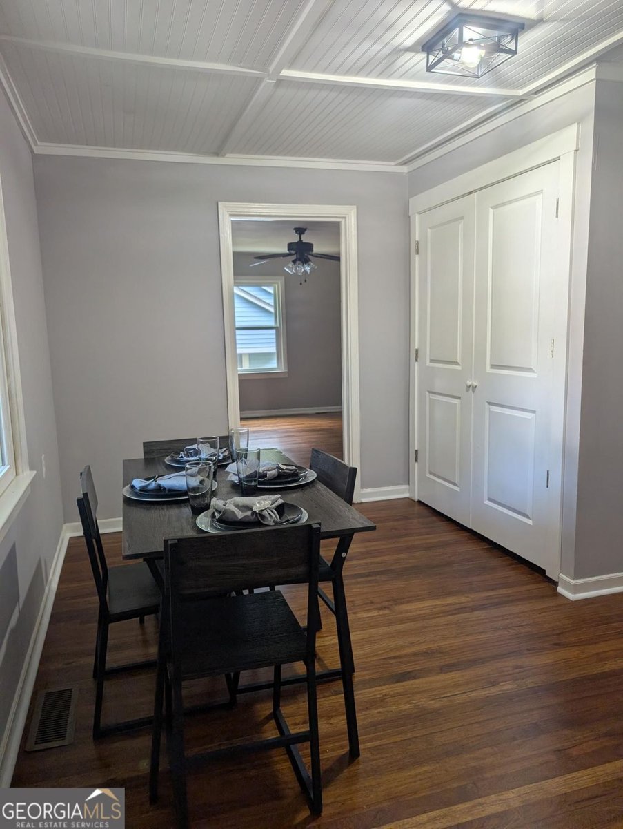 302 Pennsylvania Avenue Carrollton - Photo 8