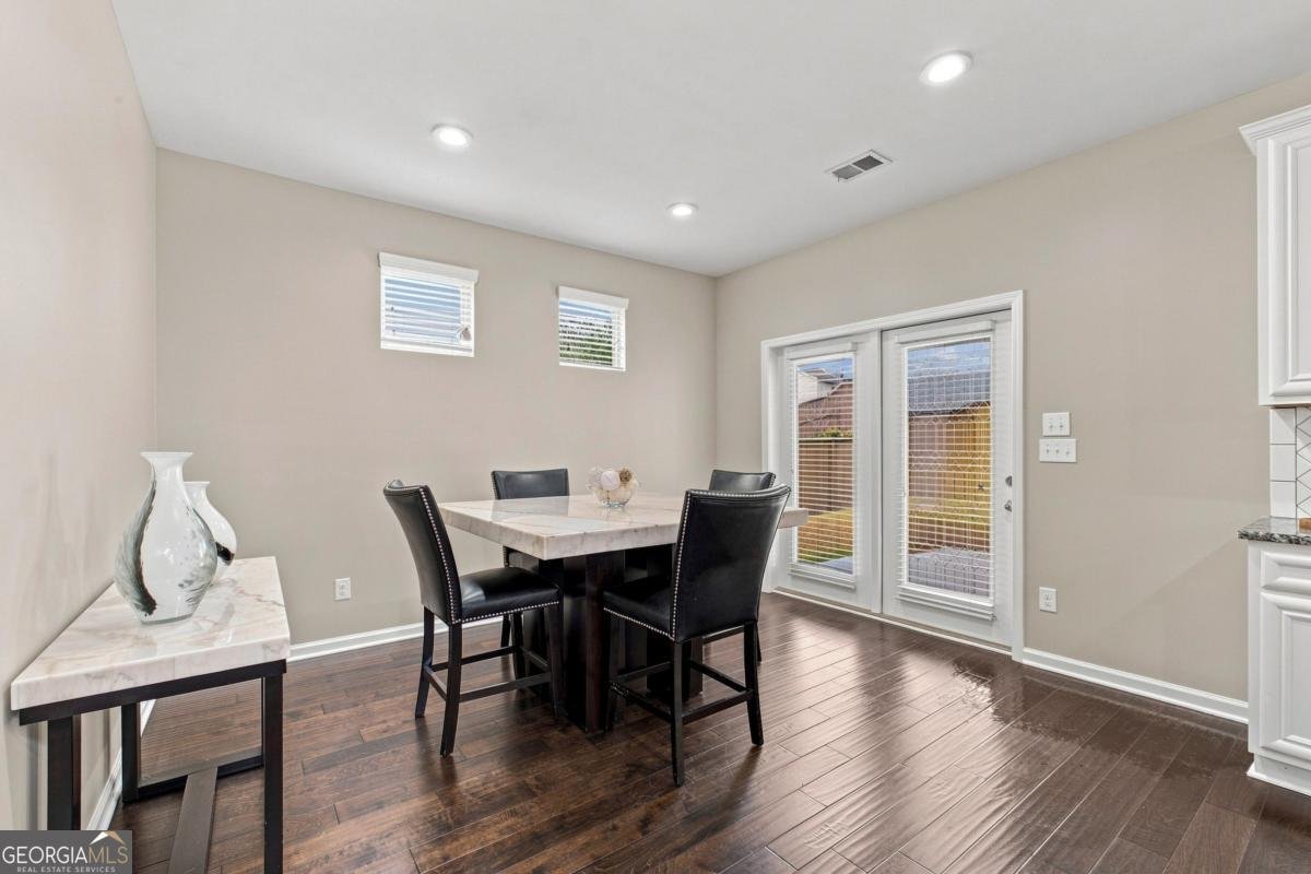 3946 Woodoats Circle Buford - Photo 12