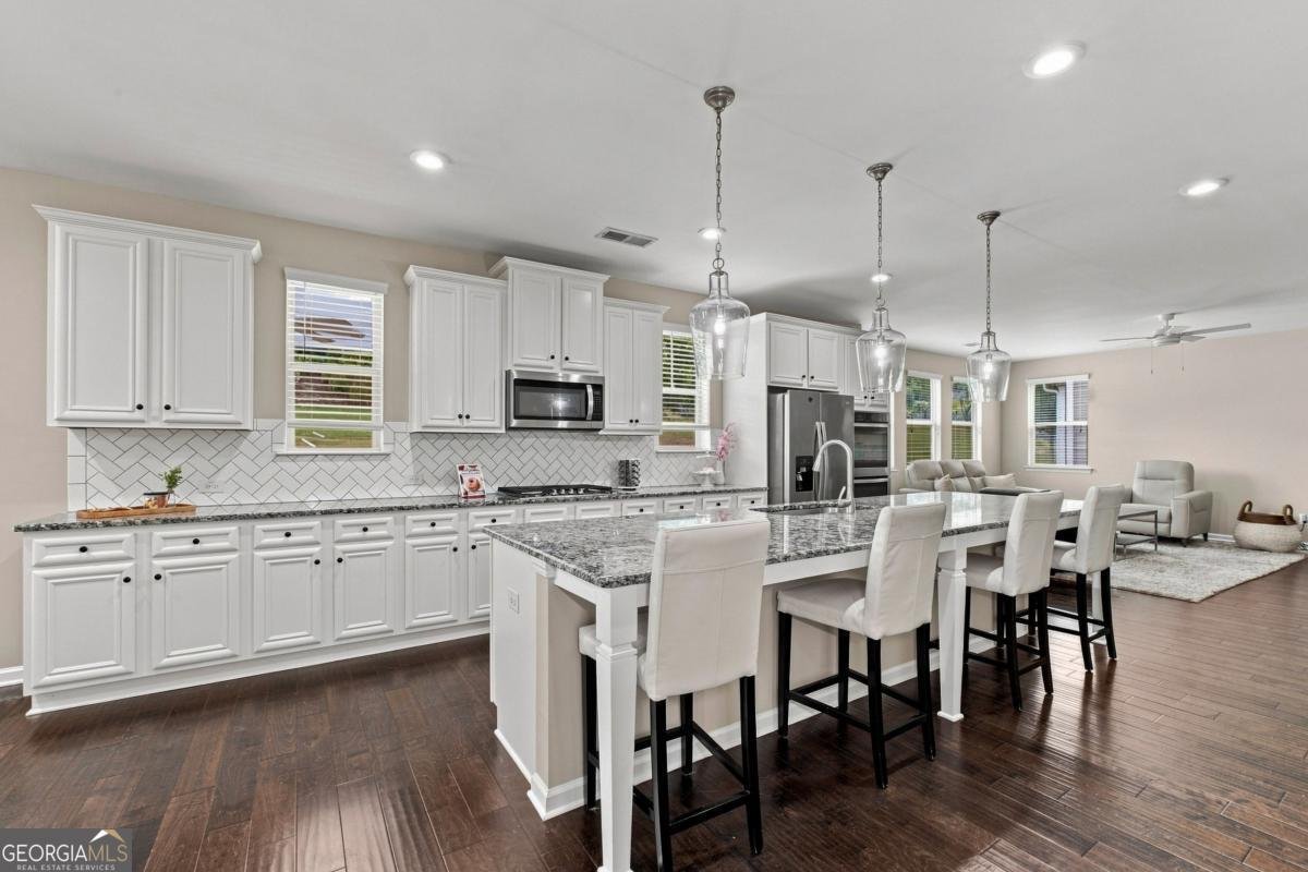 3946 Woodoats Circle Buford - Photo 16