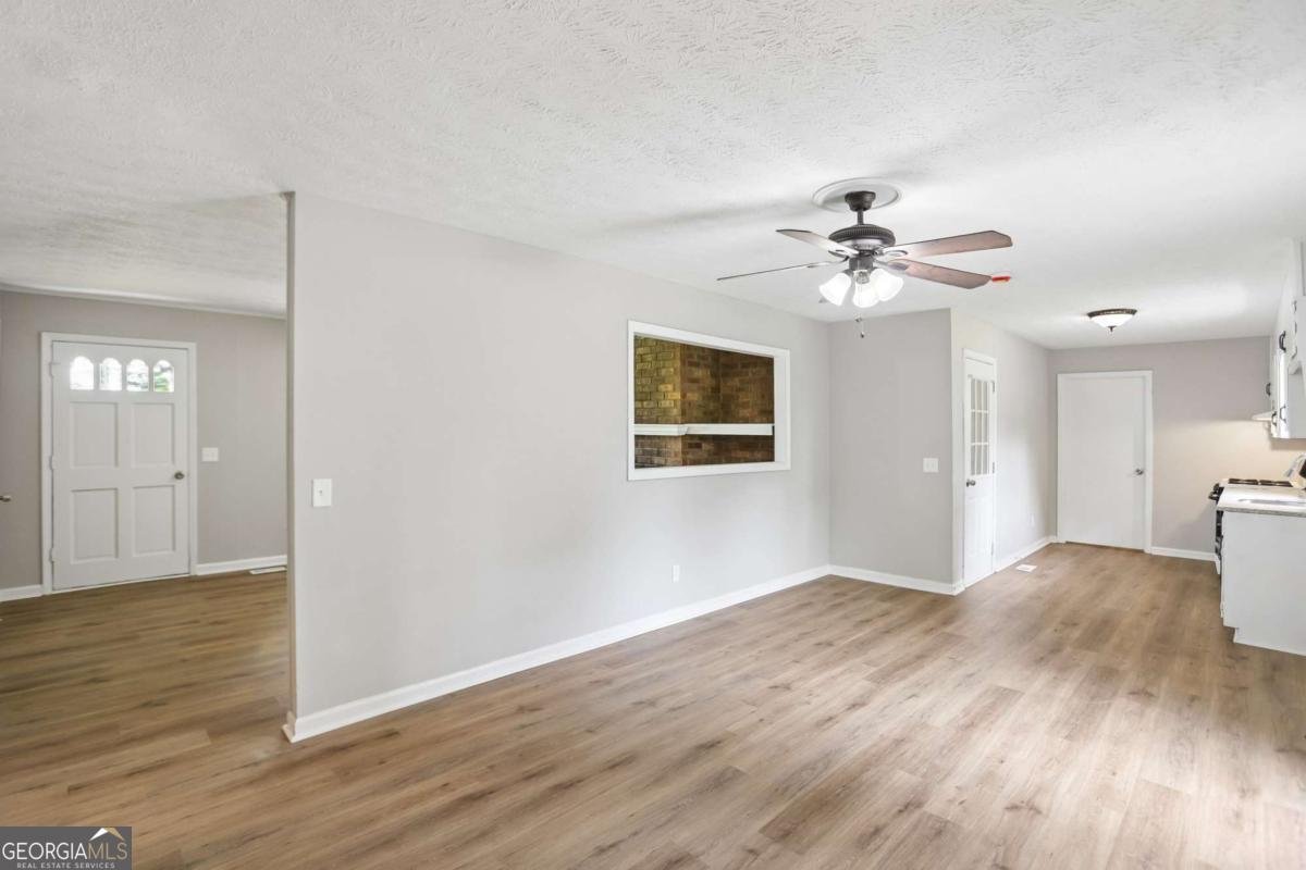 6041 Ridge Way Douglasville - Photo 10