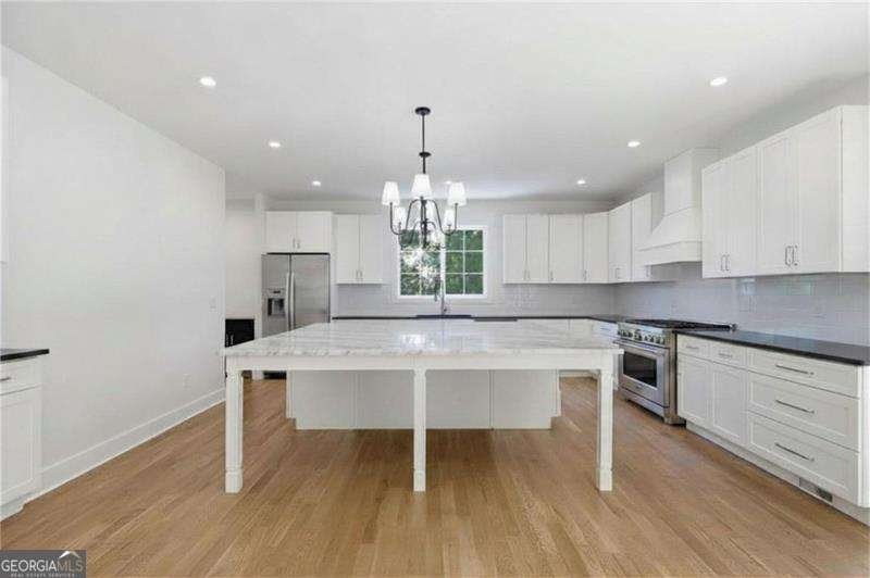 2183 Deep Woods Way Marietta - Photo 10
