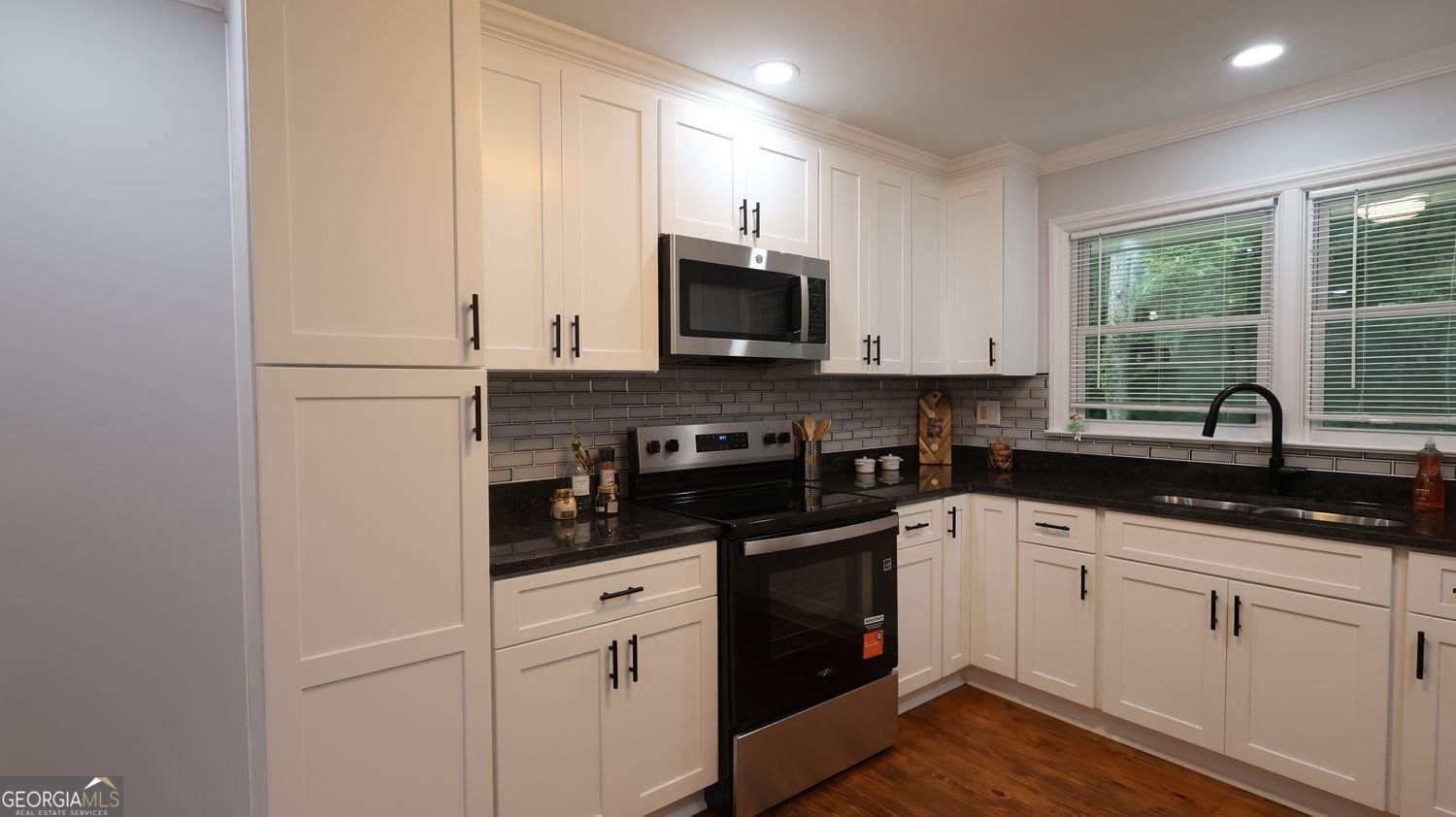 6815 Florence Drive Lithia Springs - Photo 8