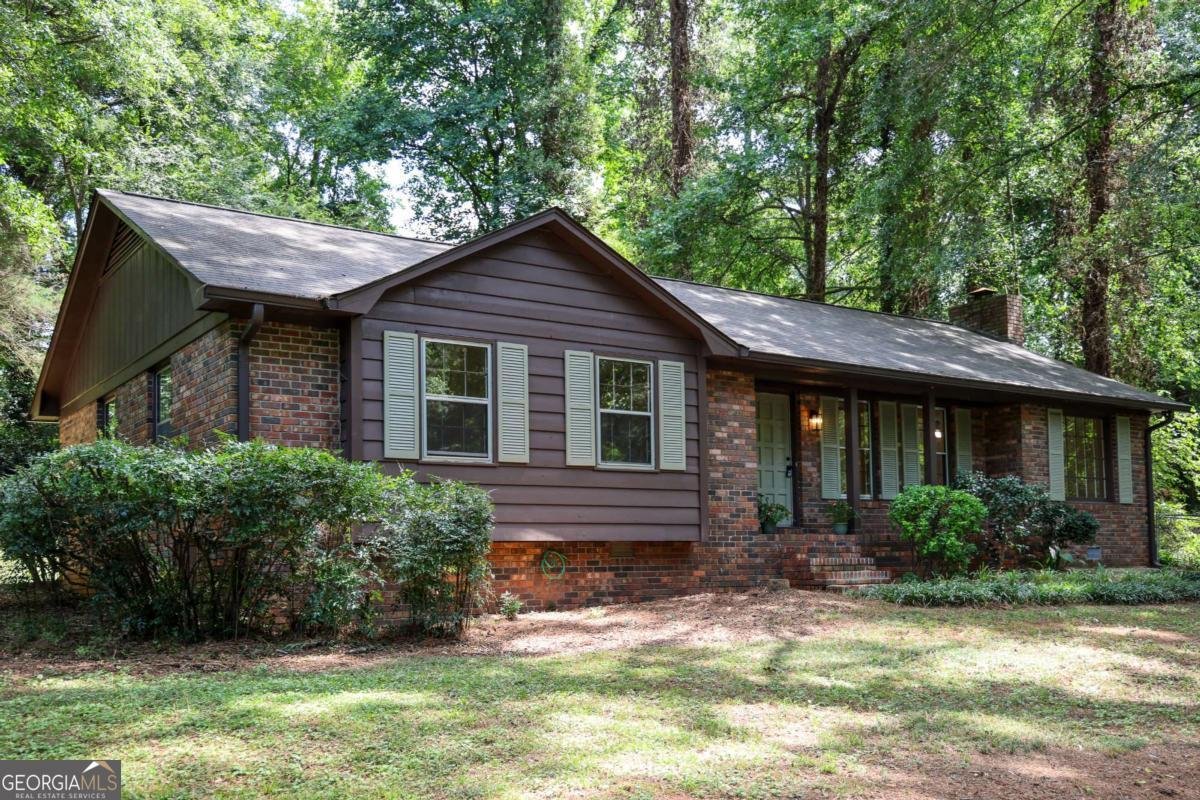162 Crossbow Circle Winterville - main photo