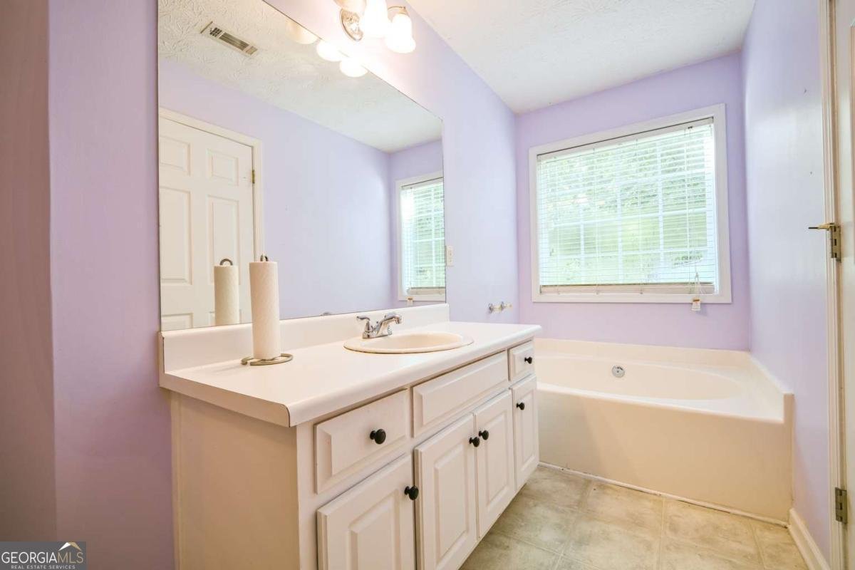 524 Greenfield Drive Statham - Photo 32