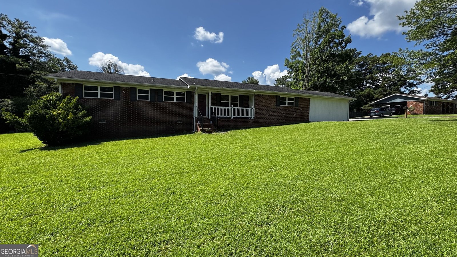 6200 Cherry Lane Douglasville - main photo