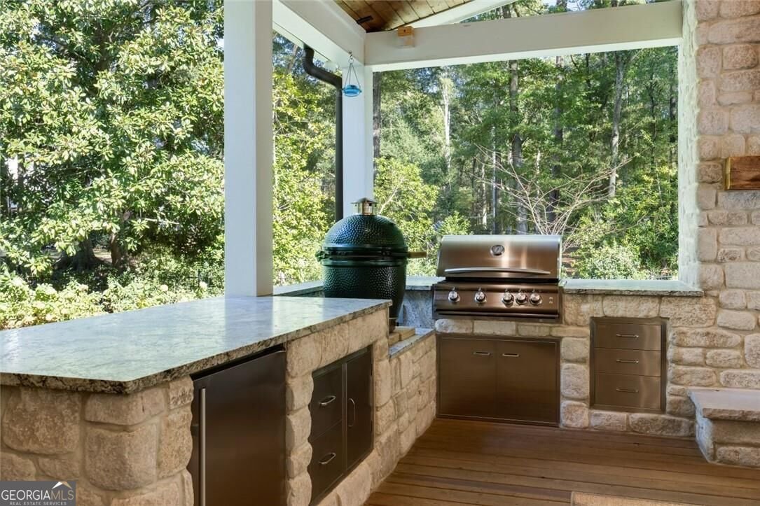 300 Chesterton Circle Johns Creek - Photo 8