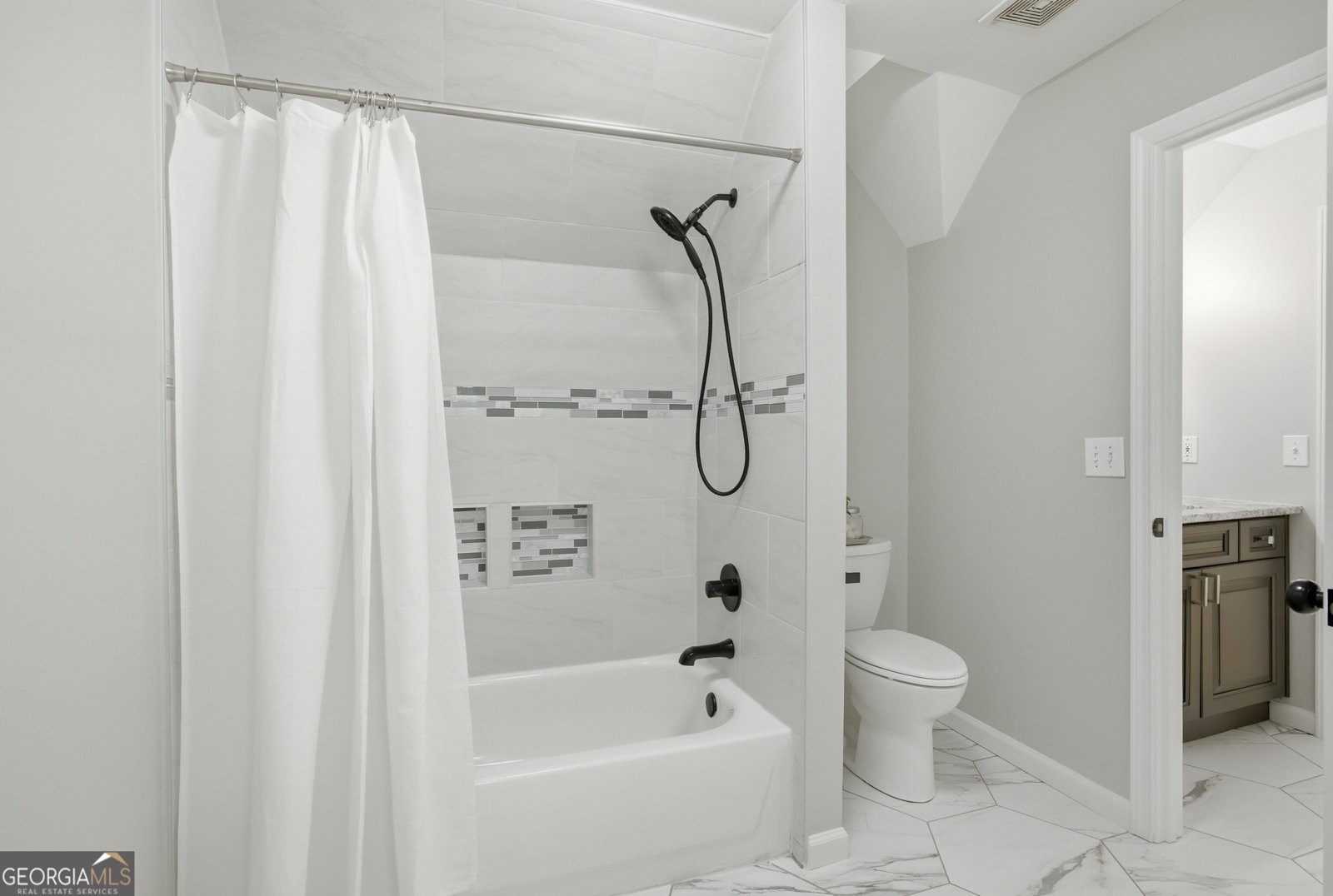 7030 Sweet Creek Road Johns Creek - Photo 35