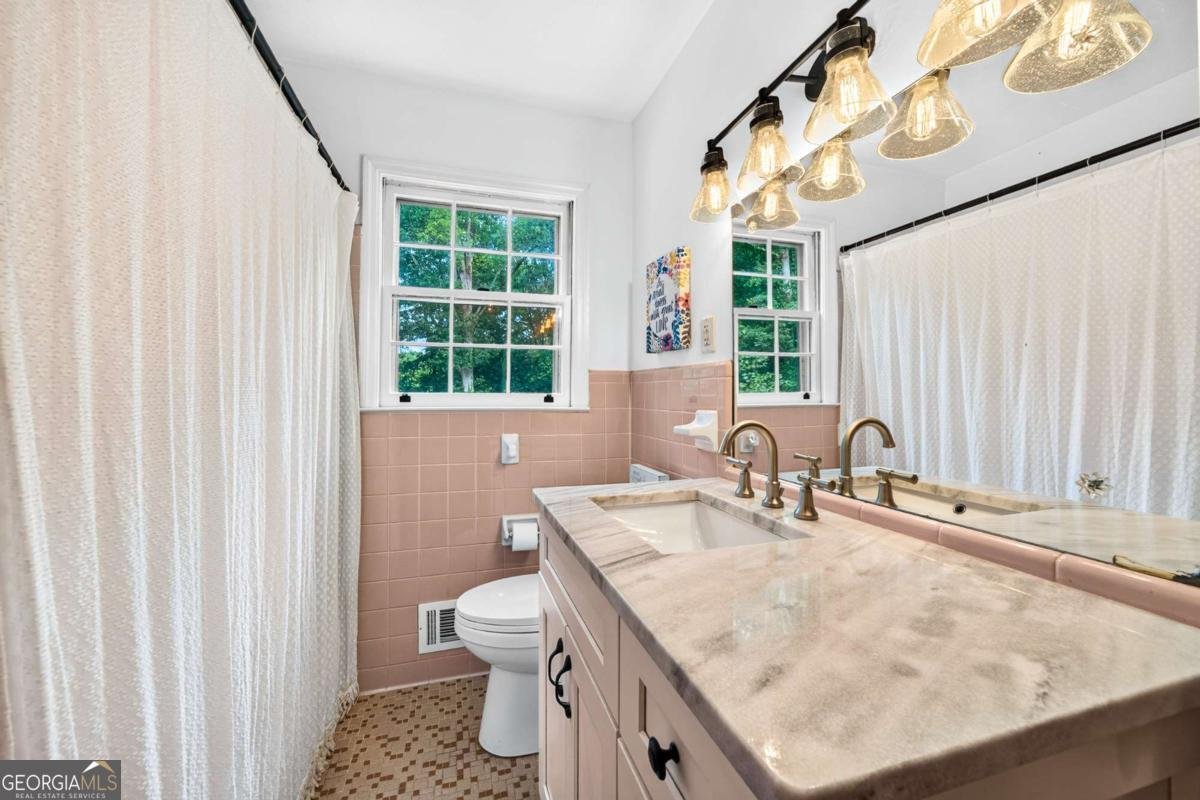 106 St James Court Athens - Photo 15