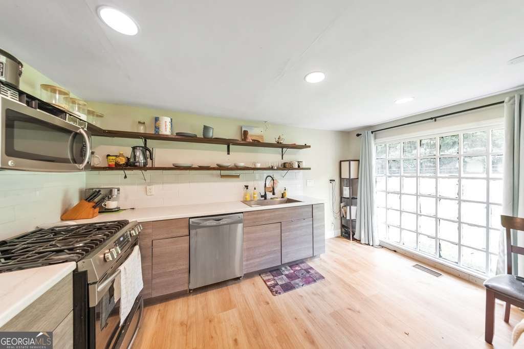 7715 Midway Road Alpharetta - Photo 8