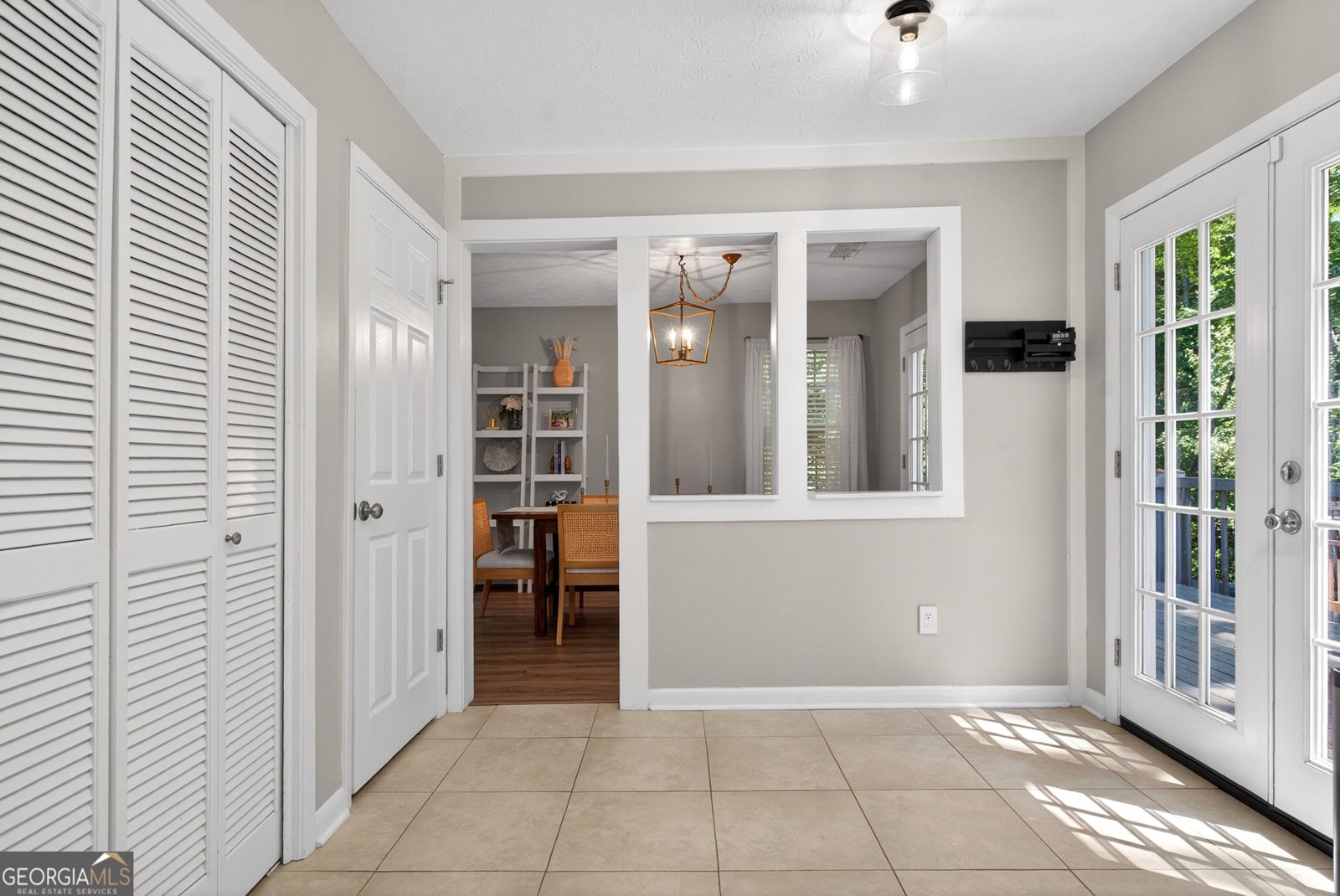 5035 Bridges Drive Alpharetta - Photo 12