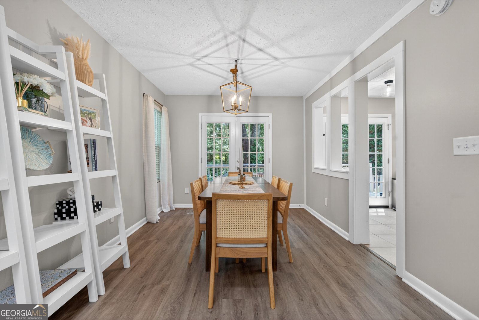 5035 Bridges Drive Alpharetta - Photo 7