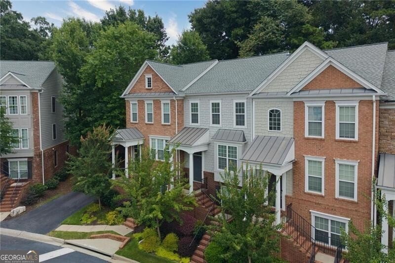 2299 Limehurst Drive Atlanta - main photo