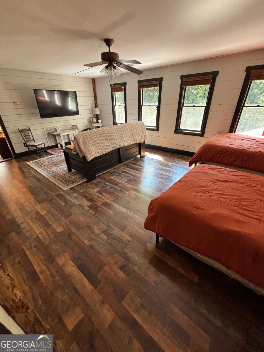 399 Grindstone Creek Drive Clarkesville - Photo 11