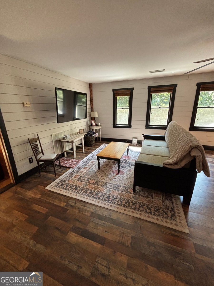 399 Grindstone Creek Drive Clarkesville - Photo 13