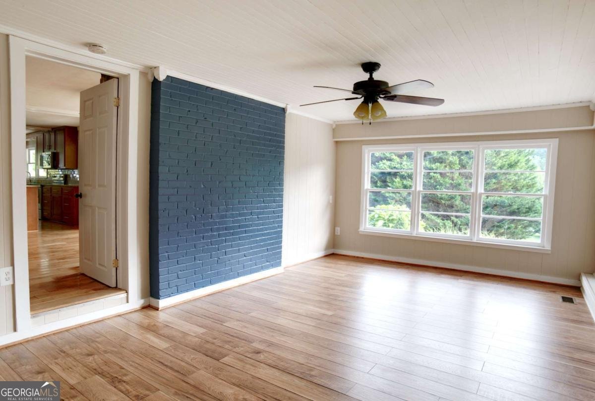 1211 Scenic Drive Blue Ridge - Photo 13