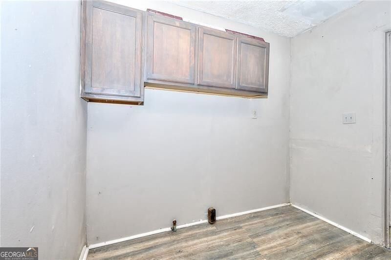 1080 Valley View Road Atlanta - Photo 15