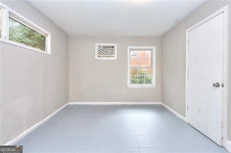 1080 Valley View Road Atlanta - Photo 9