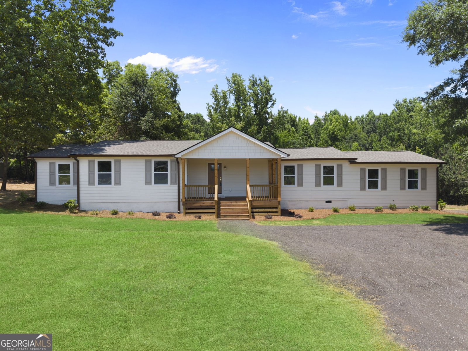 289 Singley Drive Locust Grove - main photo