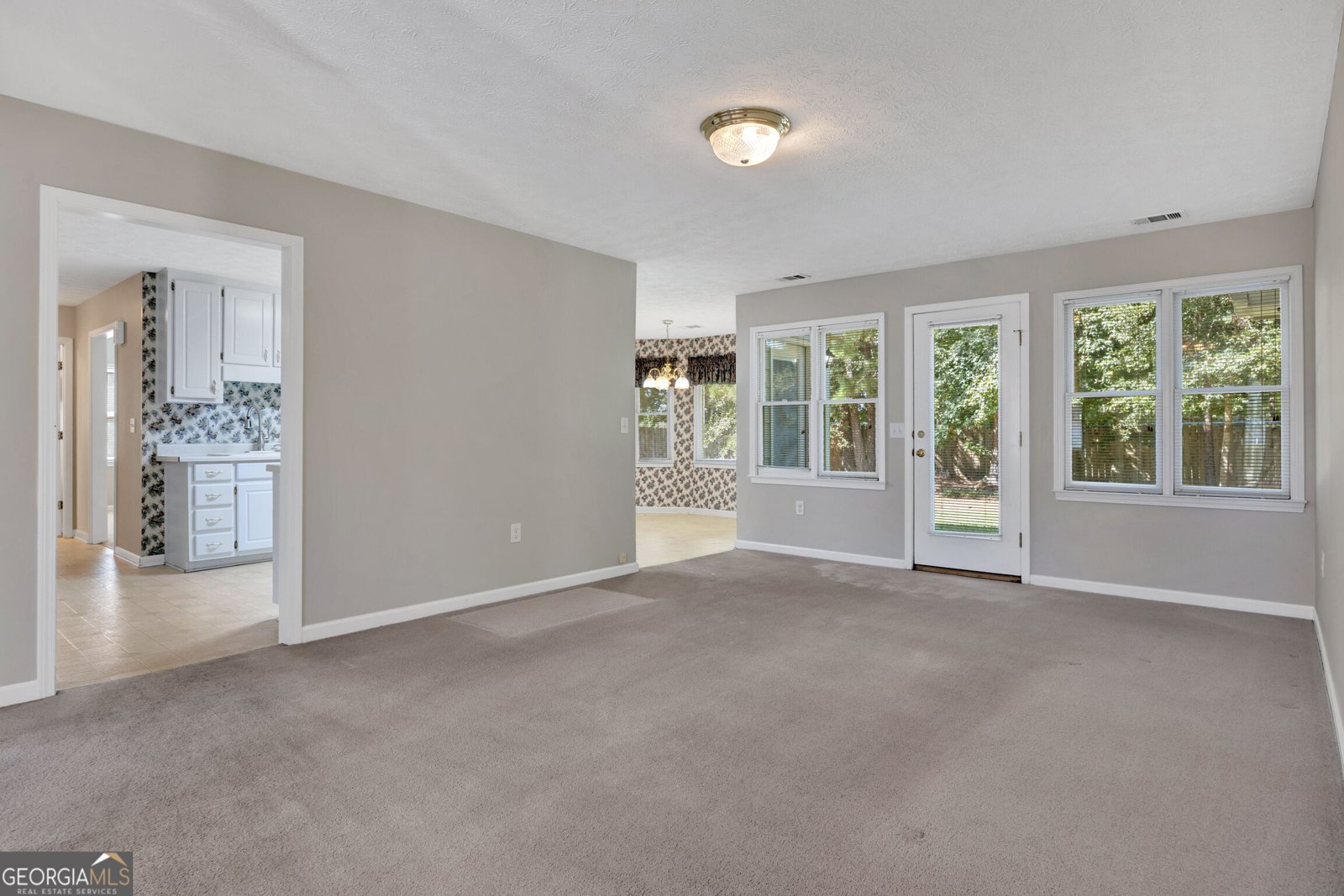 4860 Thornwood Drive Covington - Photo 8