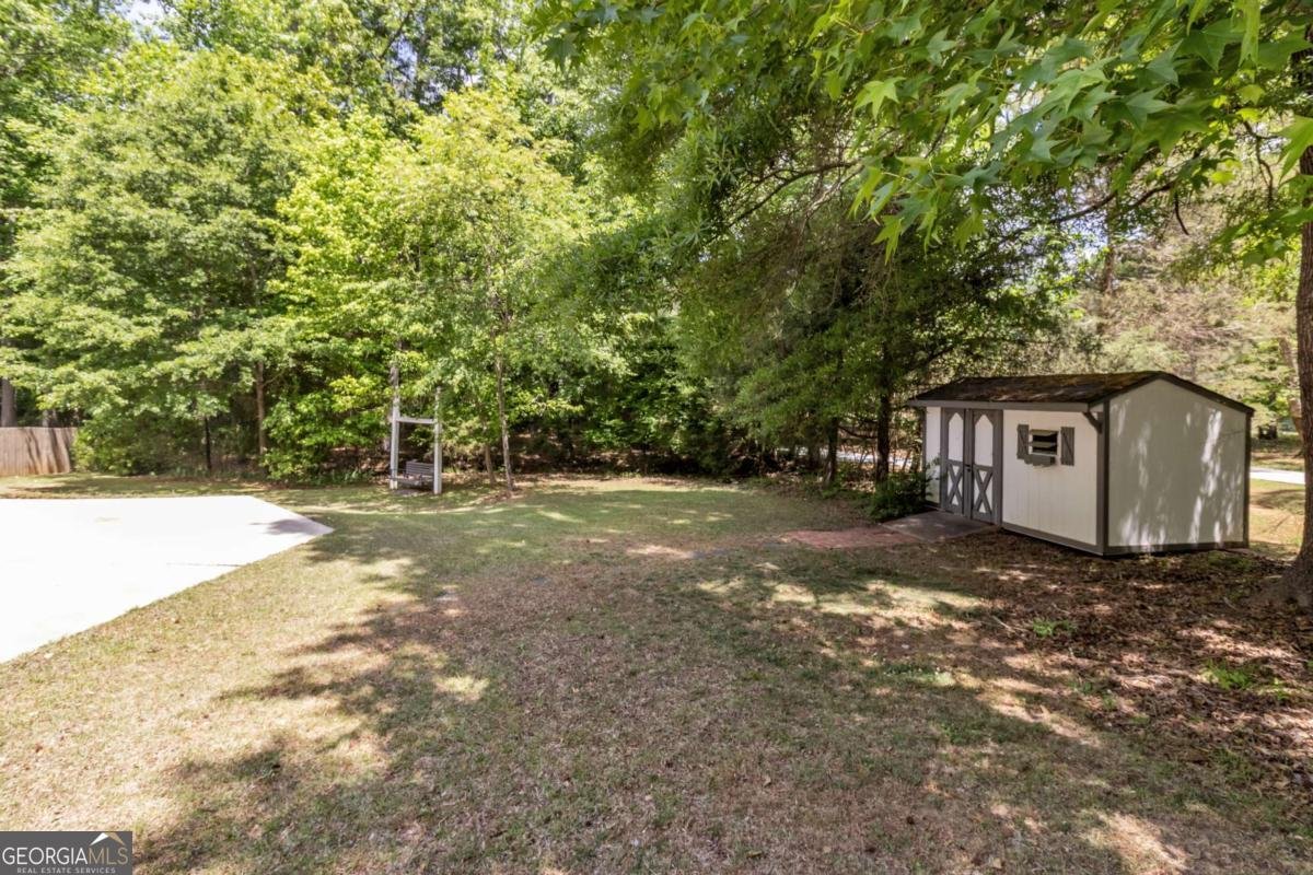 135 London Berry Court Tyrone - Photo 37