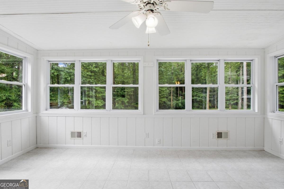 2033 Hessian Court Stone Mountain - Photo 49