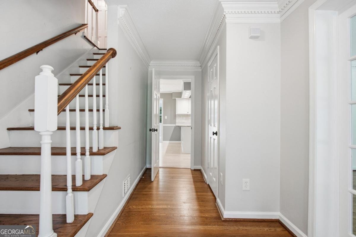 2033 Hessian Court Stone Mountain - Photo 7