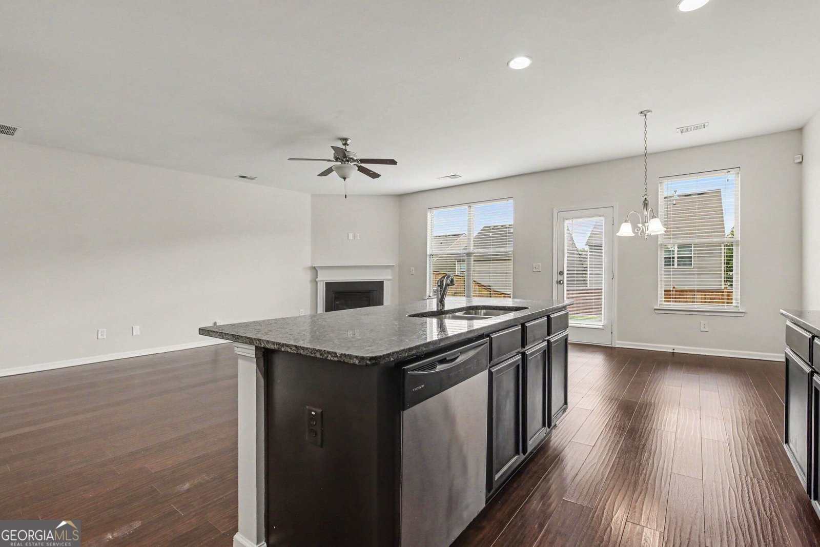 5885 Seabright Lane Atlanta - Photo 11