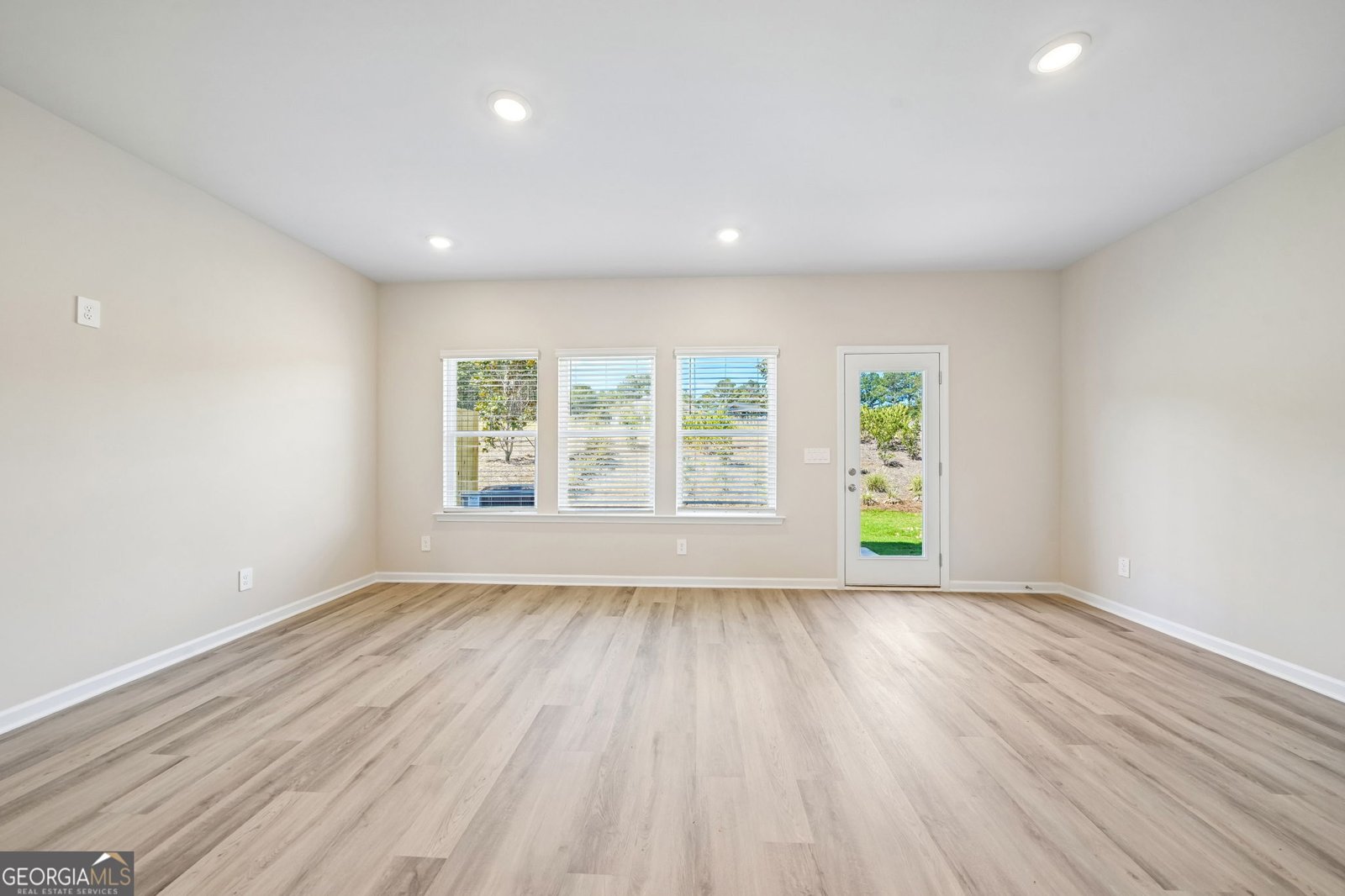 3386 Brooks Lake Drive Loganville - Photo 7