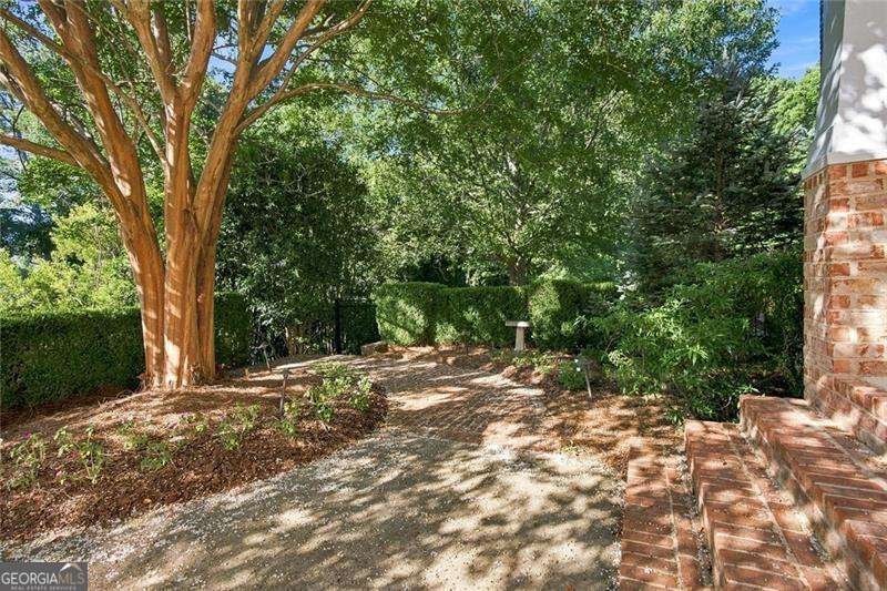 390 Chaffin Road Roswell - Photo 7