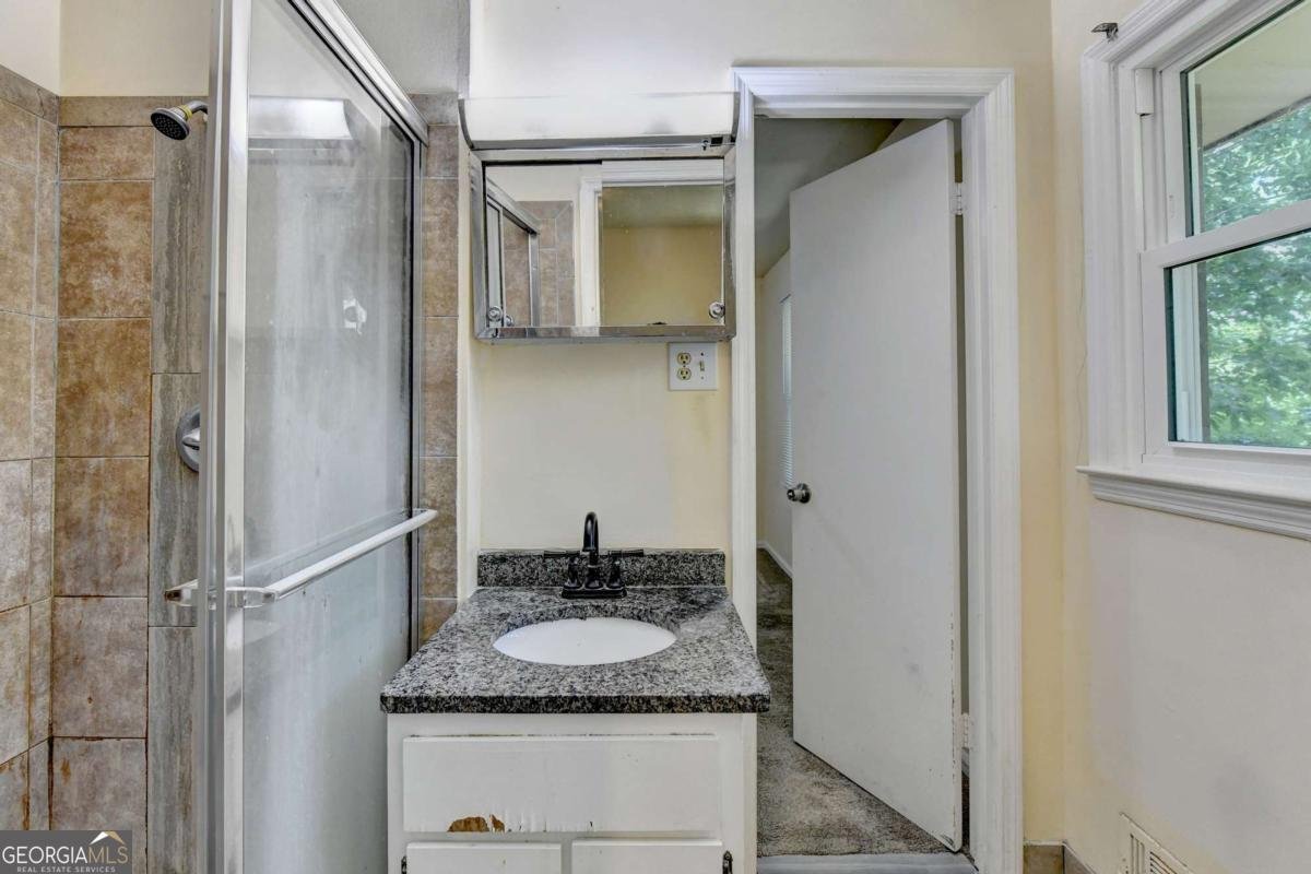1138 Woodland Circle Lawrenceville - Photo 16